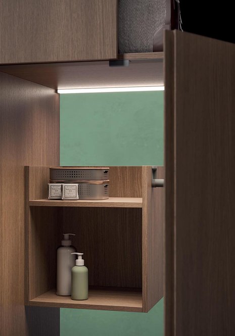 LG010_dett_luce